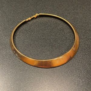 Monet Gold Tone Serpentine Choker Necklace